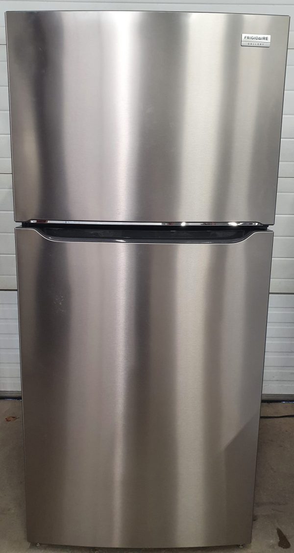 Used Less Than 1 Year Frigidaire Refrigerator FGHT2055VF1