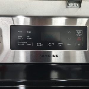 Used Less Than 1 Year Samsung Electrical Stove NE59T4311SS 5