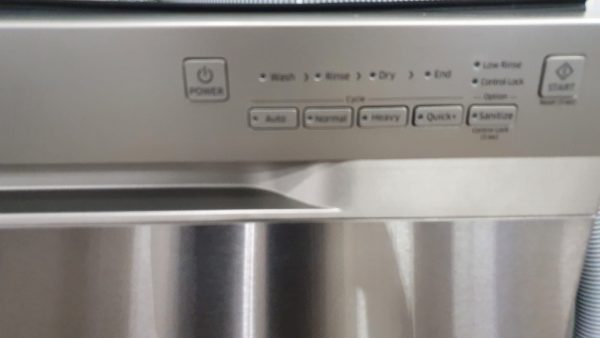 Used Less Than 1 Year Samsung Dishwasher DW80J3020US