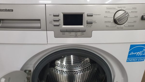 Used Blomberg Set Apartment Size Washer WM77110NBL01 and Dryer DV17542