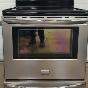 Used Frigidaire Electrical Stove CGEF3034MFC