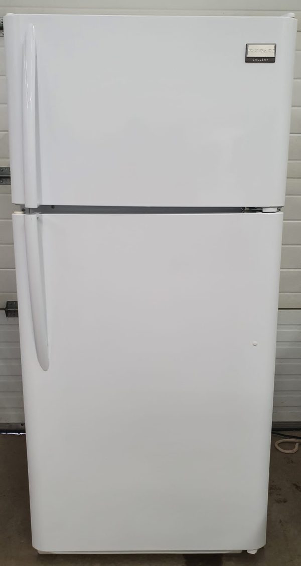 Used Frigidaire Refrigerator FGHT1832PP3