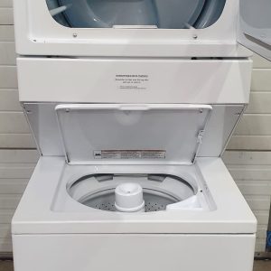 Used Whirlpool Laundry Center YWET3300SQ0 1