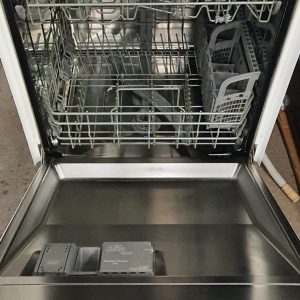 Used Bosh Dishwasher SHE55P02UC53 1