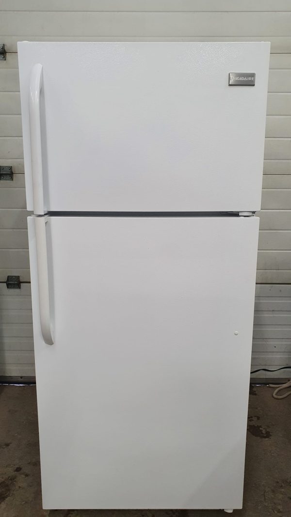 Used Frigidaire Refrigerator FFTR1621QW0