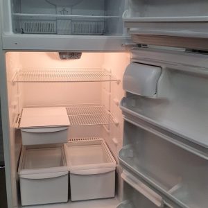 Used Frigidaire Refrigerator FRT18B5AW5 1