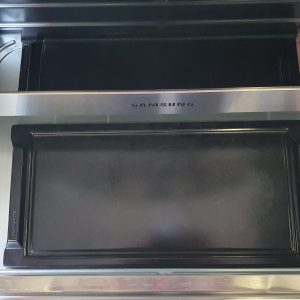 Used Less Than 1 Year Gas Stove Samsung NX60A6511SS 4