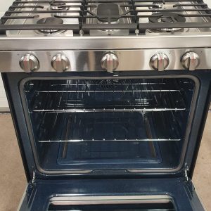 Used Less Than 1 Year Gas Stove Samsung NX60A6711SS 1