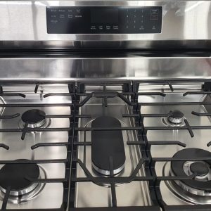 Used Less Than 1 Year Gas Stove Samsung NX60A6711SS 2
