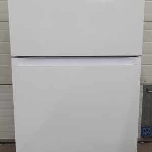 Used Less Than 1 Year Refrigerator Samsung RT18M6213WW 2