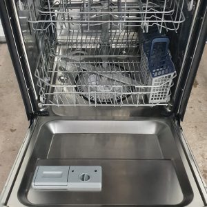 Used Less Than 1 Year Samsung Dishwasher DW80J3020US 1