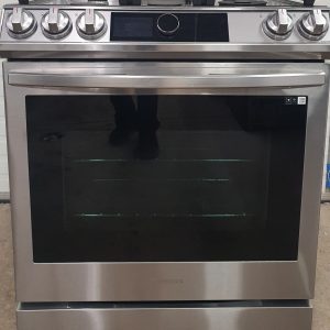 Used Less Than 1 Year Samsung Gas Stove NX60T8711SSAA 3