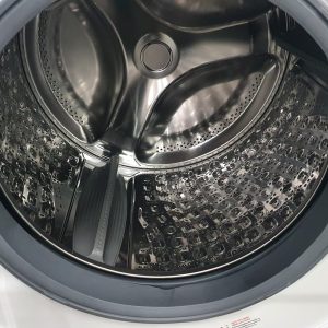 Used Less Than 1 Year Samsung Washer WF45T6000AW 13