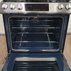 Used Less Then 1 Year Samsung Gas Stove NX60T8311SS 1