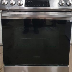 Used Less Then 1 Year! Samsung Gas Stove NX60T8311SS