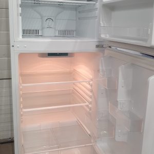Used Moffat Refrigerator MPE12FGKALWW Apartment Size 1