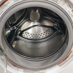 Used Whirlpool Washer Apartment Size WFC7500VW0 1