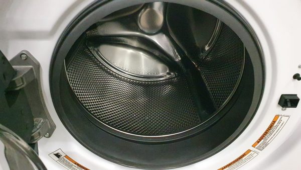 Used Whirlpool set Washing Machine NFW7300WW00 and dryer YWED9050XW1
