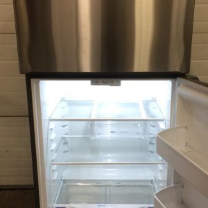 Used Frigidaire Refrigerator FFHT1835VS0 (1)