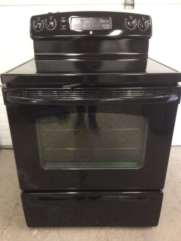 Used GE Electrical Stove JCBP70DP1BB