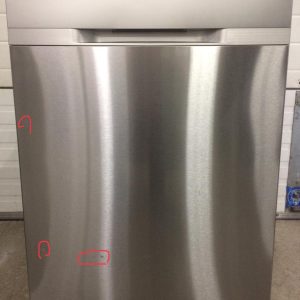 Used Less Than 1 Year Samsung Dishwasher DW80T5040US (1)