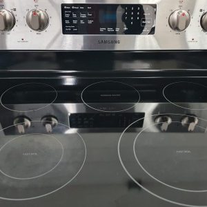 Used Less Than 1 Year Samsung Electric Stove NE59J3421SS 3