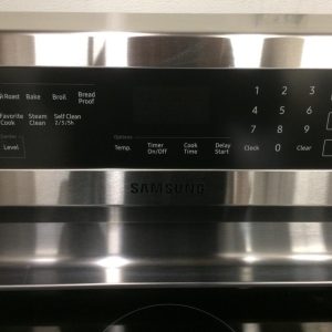 Used Less Than 1 Year Samsung Electric Stove NE59R6631SS (2)