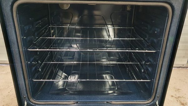 Used Less Than 1 Year Samsung Electric Stove NE63T8111SS