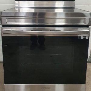Used Less Than 1 Year Samsung Stove NE63A6711SS With New Glass Cooktop (1)