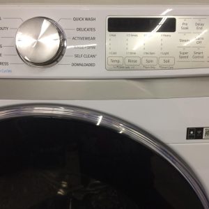 Used Less Than 1 Year Samsung Washer WF45R6300AW (1)