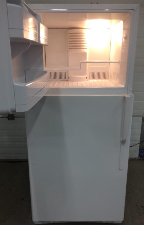 Used Refrigerator GE GHT18KBRARWW