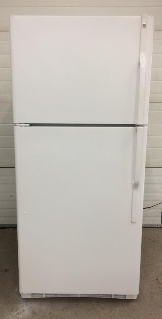 Used Refrigerator GE GHT18KBRARWW