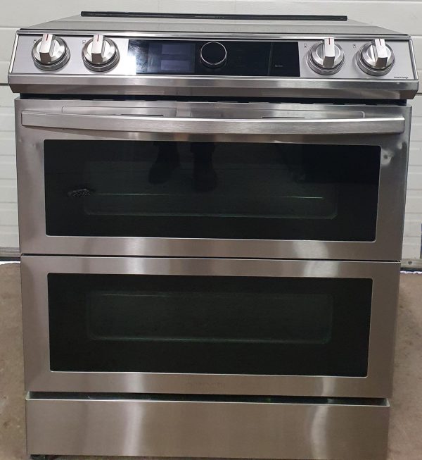 Used Less Than 1 Year Induction Samsung Slide In Stove NE63T8951SS Dual Door
