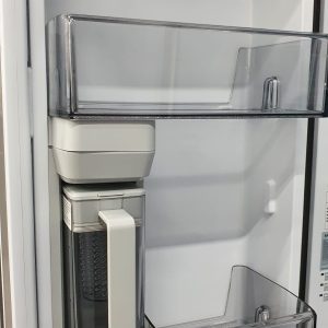 Open Box Samsung Bespoke Refrigerator RG24BB6200QLAA Counter Depth (4)