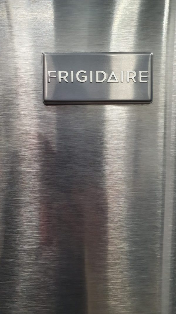 Used Frigidaire Refrigerator FGTR1837TF0