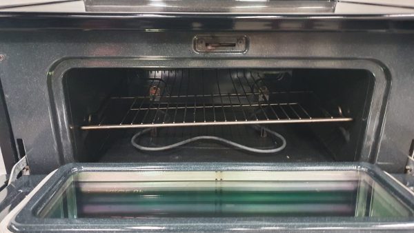 Used Maytag Electric Stove MER6875BCS with  Double Oven