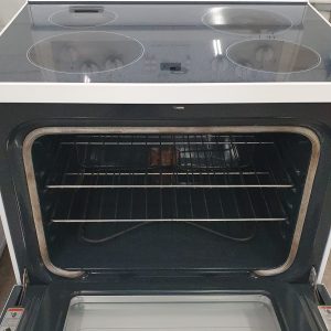 Used Whirlpool Electric Stove WHP83812 (4)