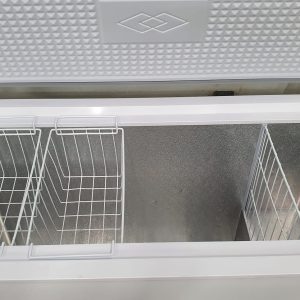 Used Danby Chest Freezer DCF096A3WDD (2)