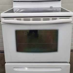 Used Frigidaire Electric Stove (5)