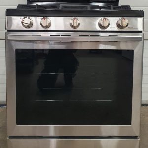 Used Less Than 1 Year Samsung Gas Stove NX58T5601SS