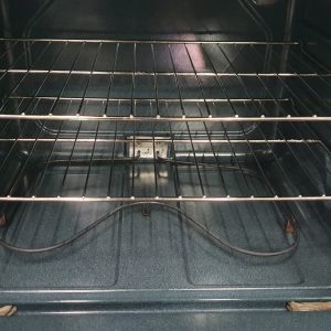Used Whirlpool Electric Stove WERP3100PQ3 (2)
