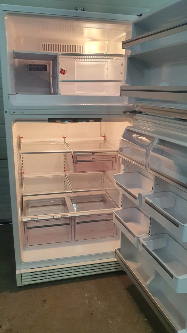 Used Refrigerator Maytag RTD1900CAE Counter Depth