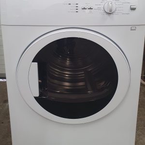 Used Blomberg Electric Dryer DV17542 Apartment Size (1)