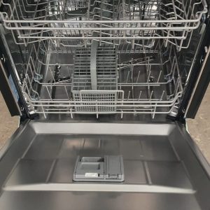Open Box GE Dishwasher GBP534SGPWW (3)