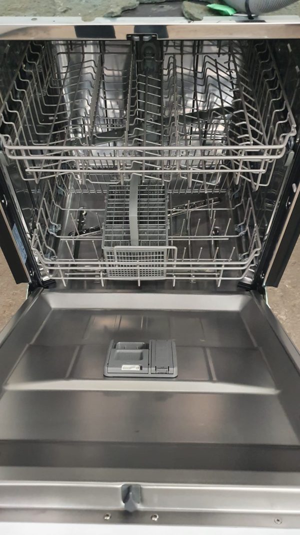 Open Box GE Dishwasher GBP534SGPWW