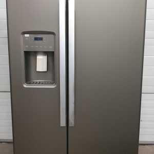 Open Box GE Refrigerator GZS22IMNSHES Counter Depth (1)