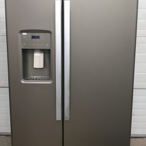 Open Box GE Refrigerator GZS22IMNSHES Counter Depth (2)