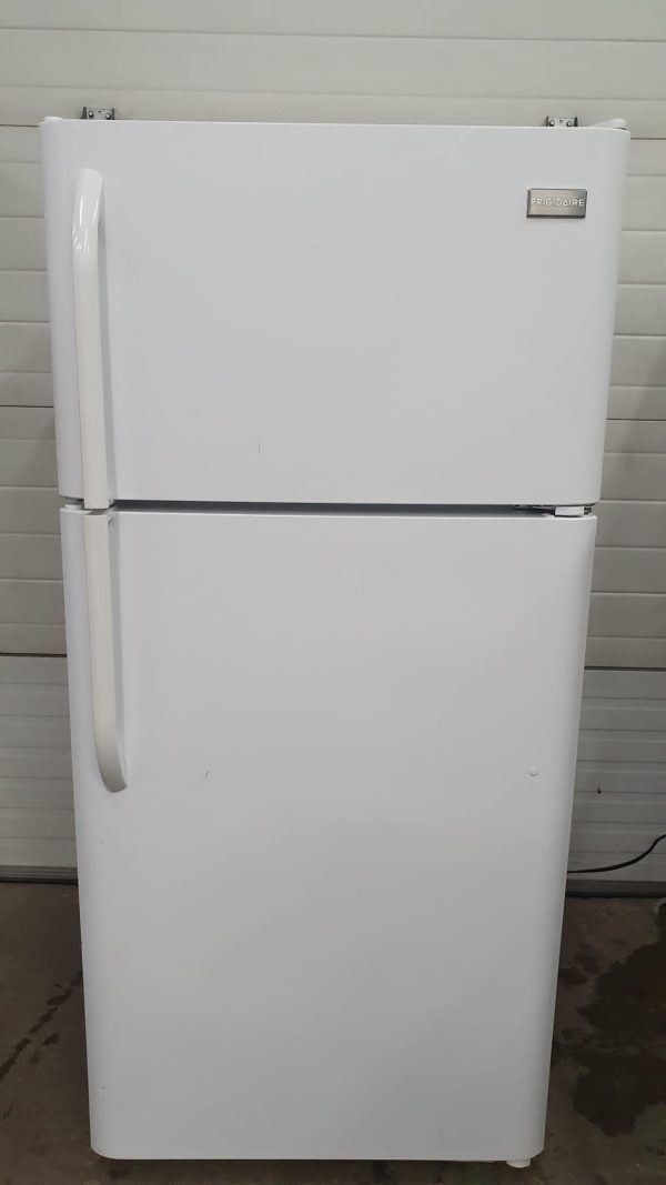 Used Frigidaire Refrigerator FFHT1826LW2