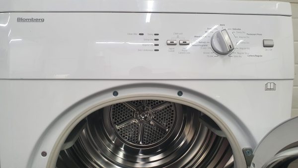 Used Blomberg Set Apartment Size Washer WM72200W and Dryer DV17542