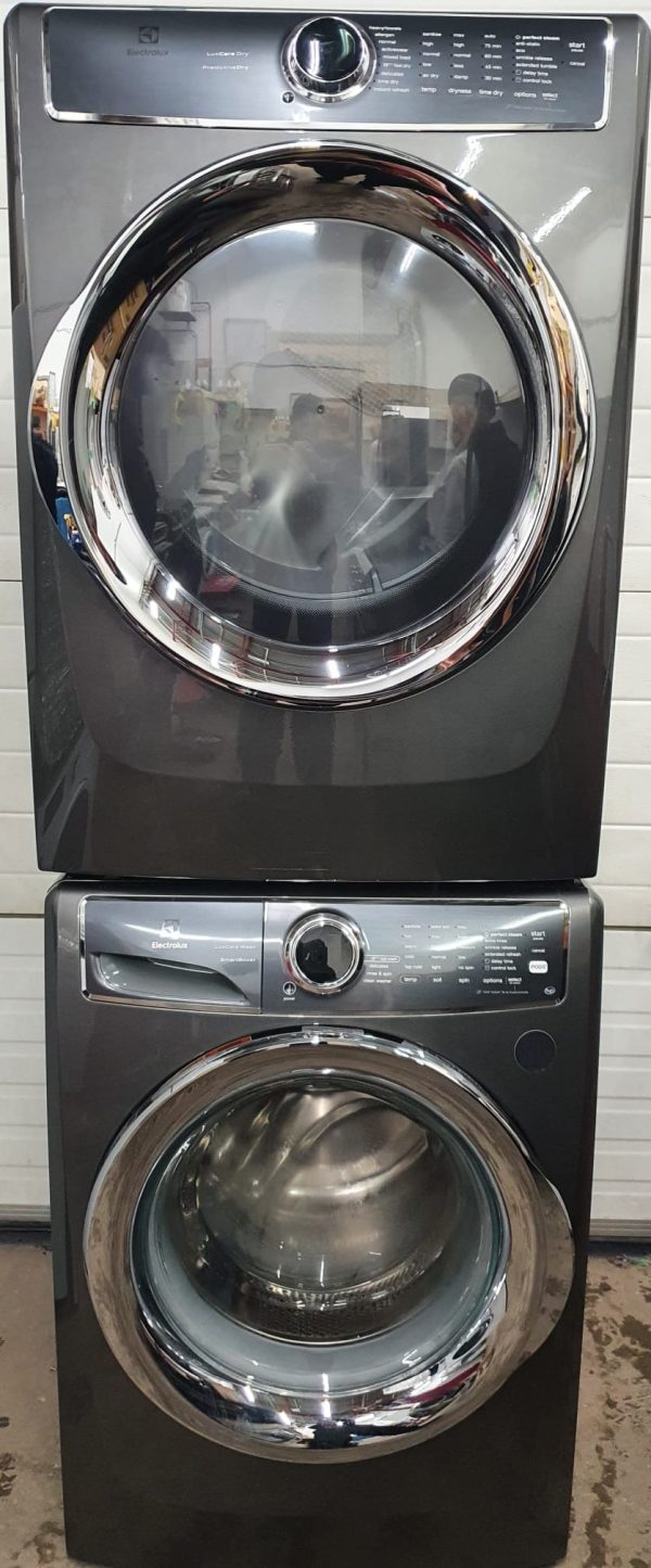 Used Less than 1 Year  Electrolux Set Washer EFLS627UTT2 and Dryer ELFE763CAT0
